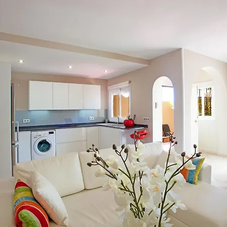 Apartment Pinos De Aloha Marbella