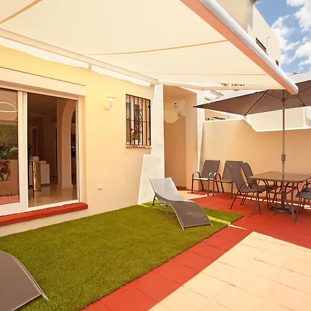 Apartment Pinos De Aloha