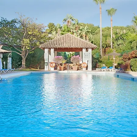 Pinos De Aloha Apartment Marbella